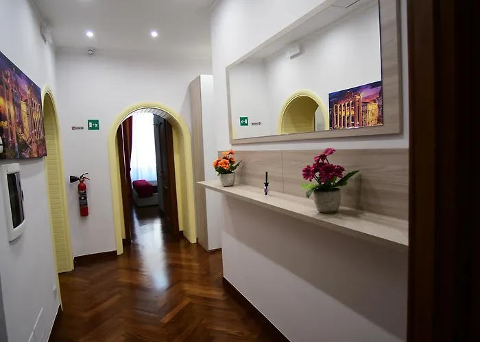 Konukevi Royal Termini 3*